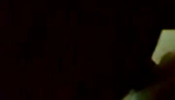 বন্ধু সৈকতের টয়লেটে একটি লুকানো বাংলা চোদাচুদি ক্যামেরা রাখেন, মহিলাদের প্রস্রাব করেন